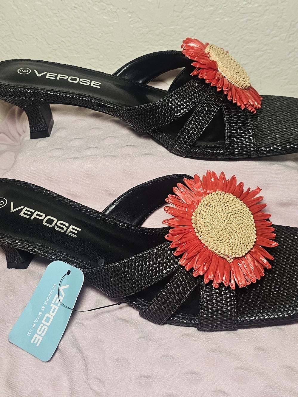 Vepose Raffia Floral Kitten Heel Mules Square Toe NWT Size 9